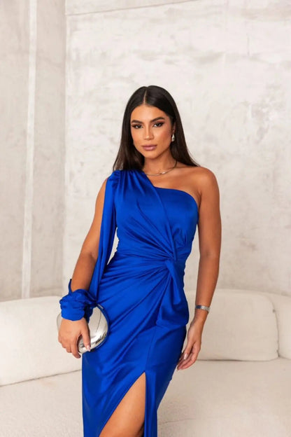 Brielle | Maxi dress with one shoulder draped slit