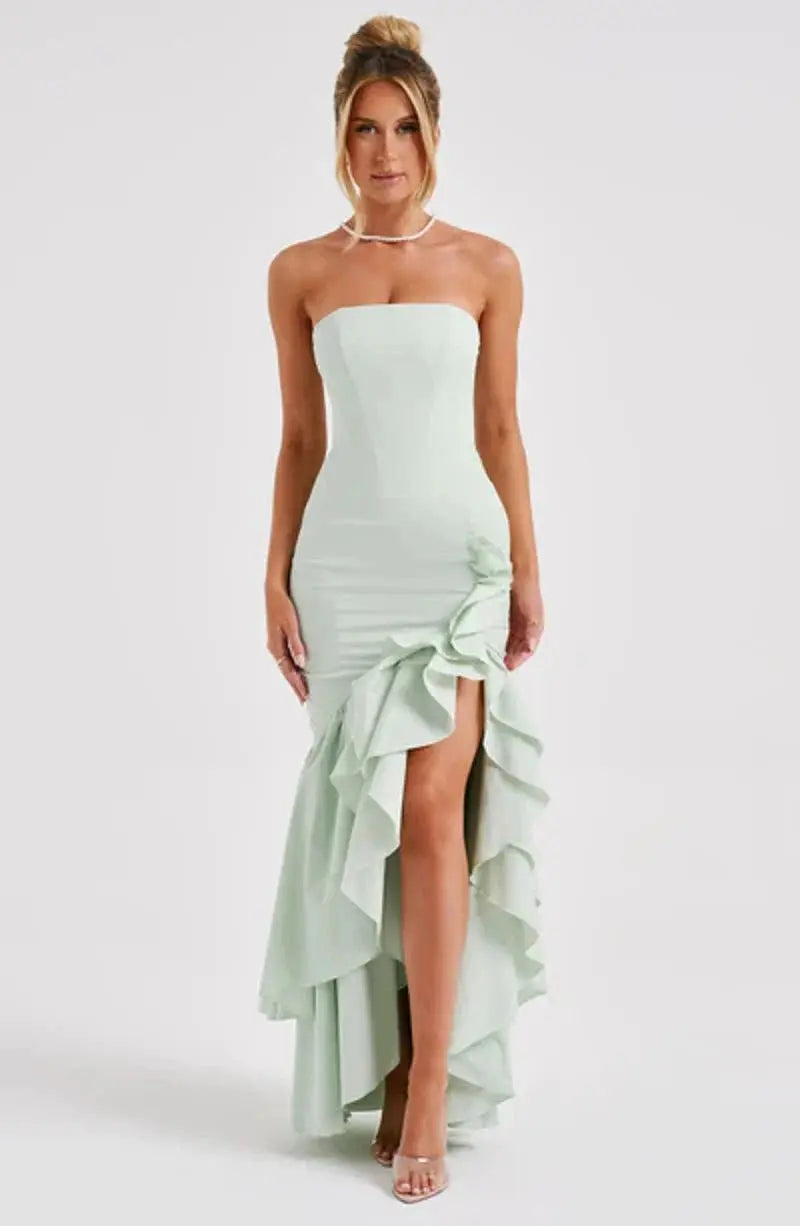 Lysandra | Strapless maxi dress with ruffle slit