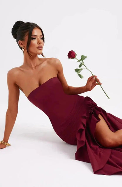 Lysandra | Strapless maxi dress with ruffle slit