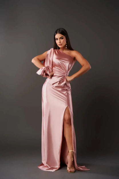 Brielle | Maxi dress with one shoulder draped slit